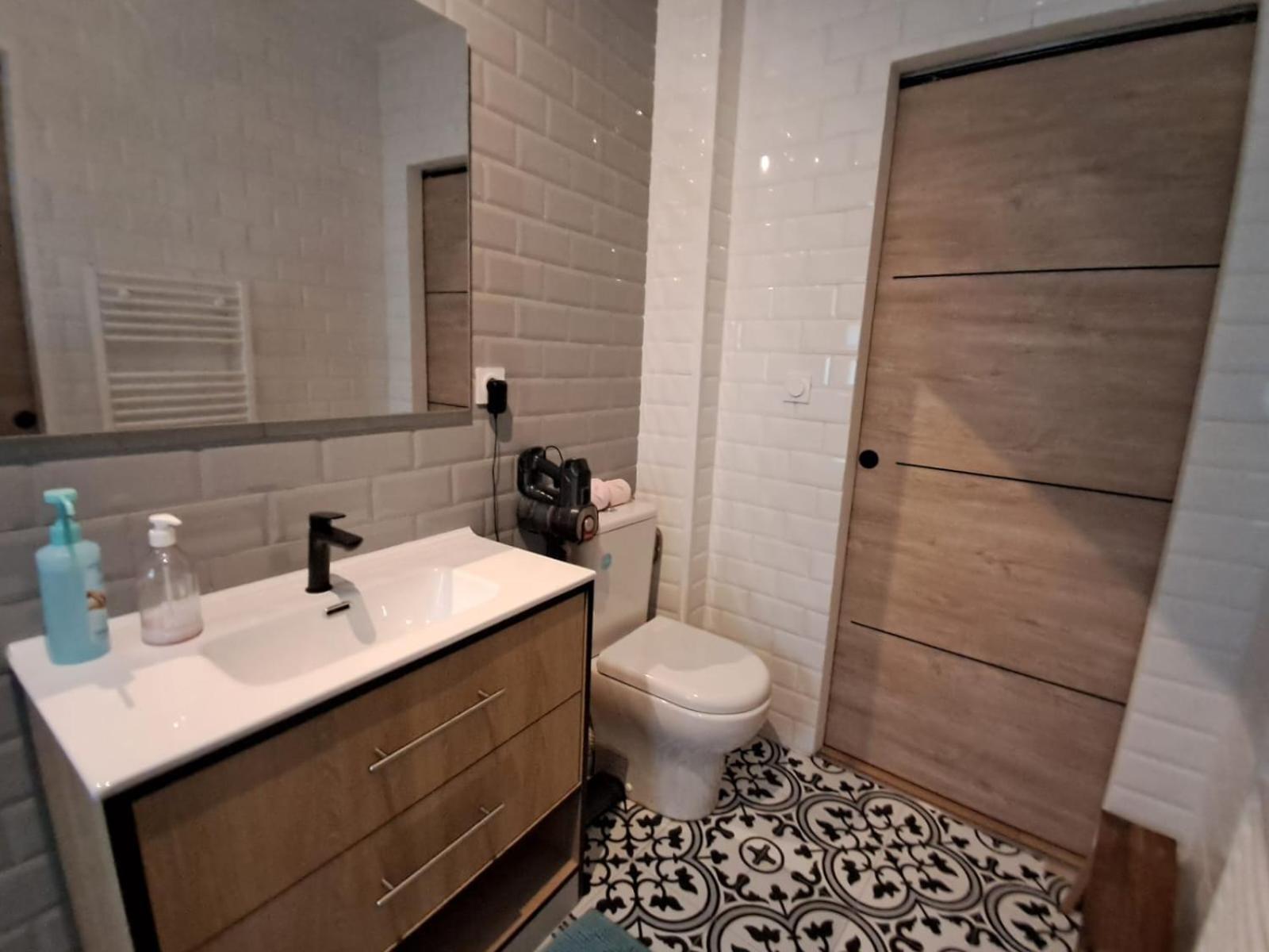 Avignon Pedestrian Area, Charming, 4 Persons Apartment Bagian luar foto