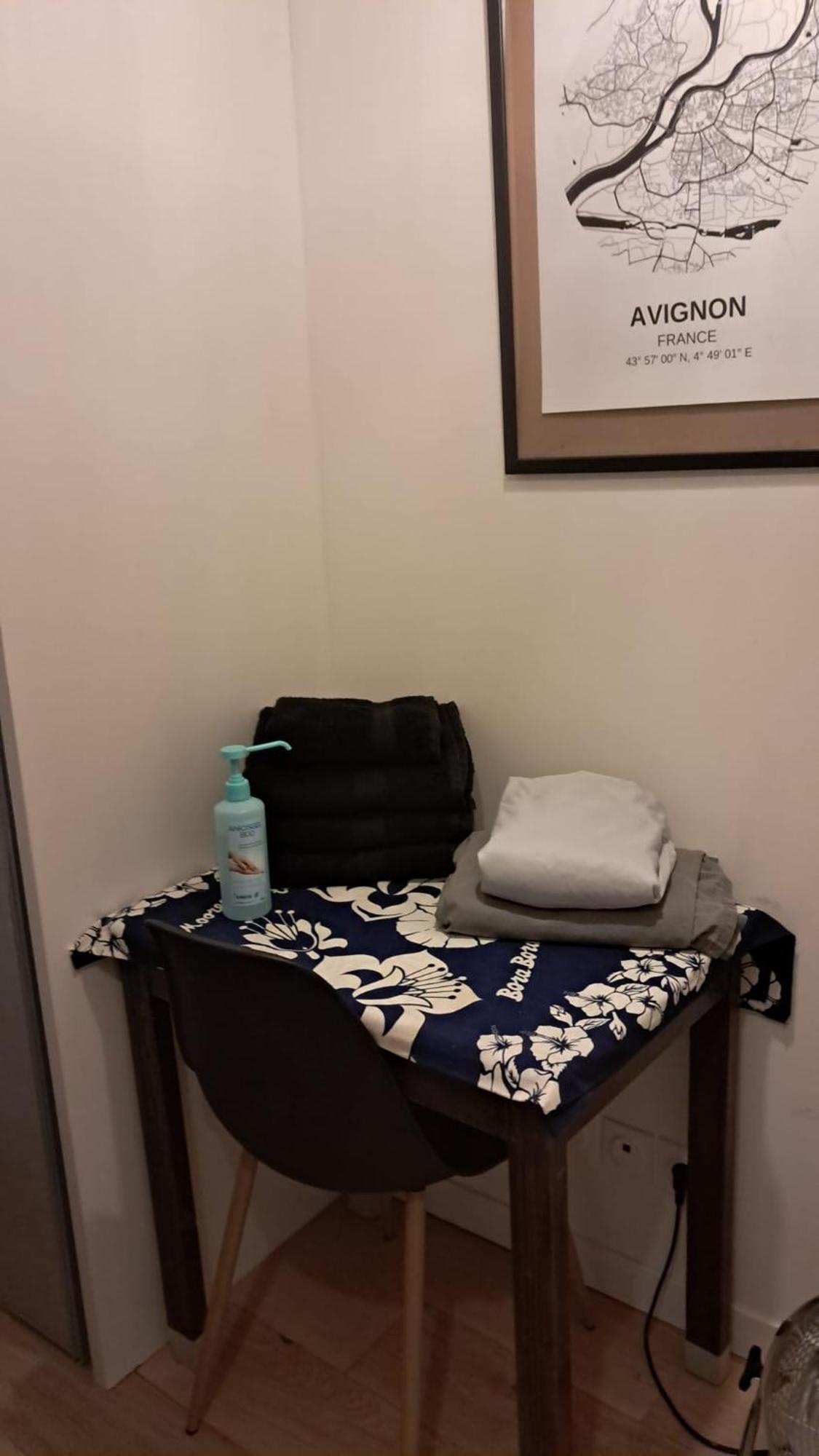 Avignon Pedestrian Area, Charming, 4 Persons Apartment Bagian luar foto